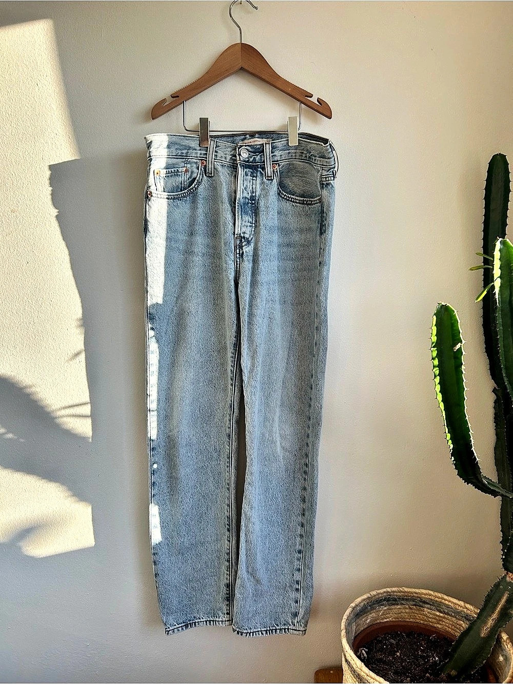 Levi’s Wedgie Straight size 27